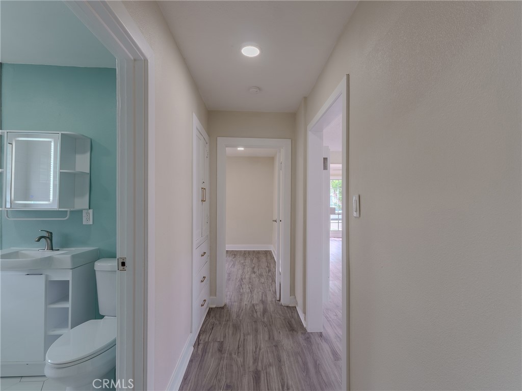4638 Pine Property Photo 12