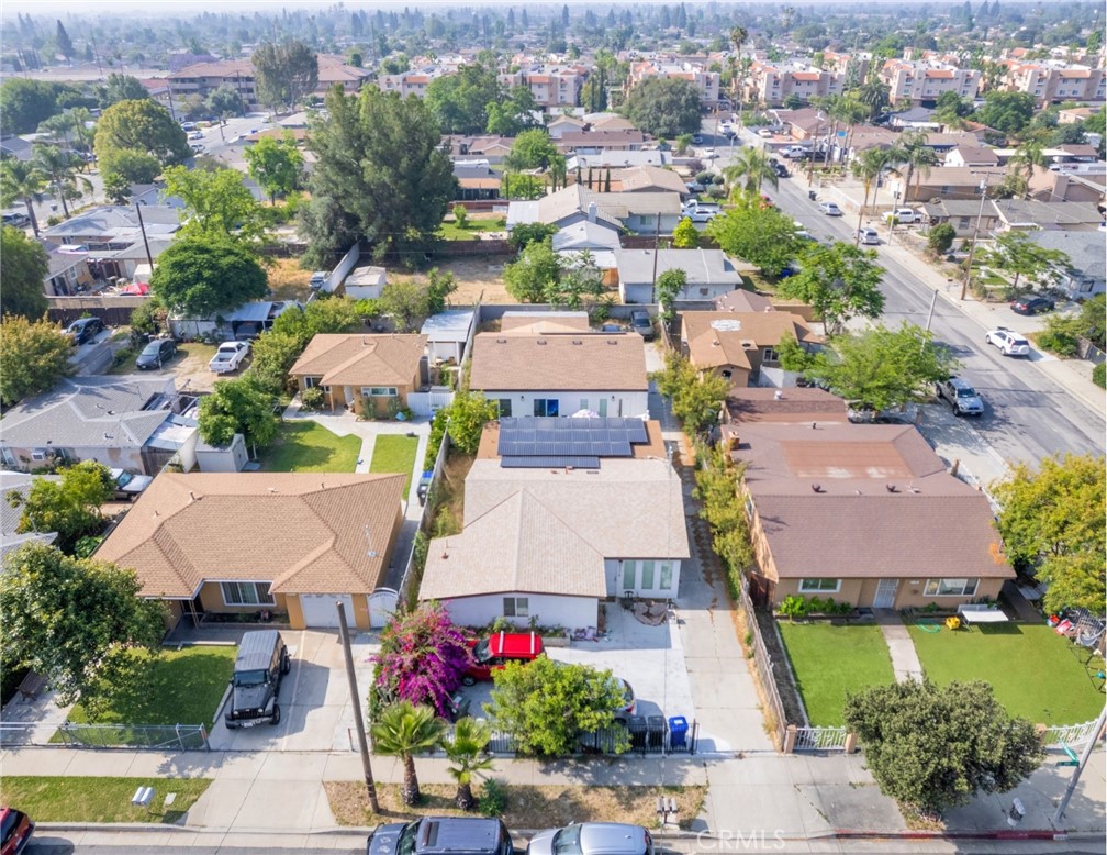 8247 9th Property Photo 12