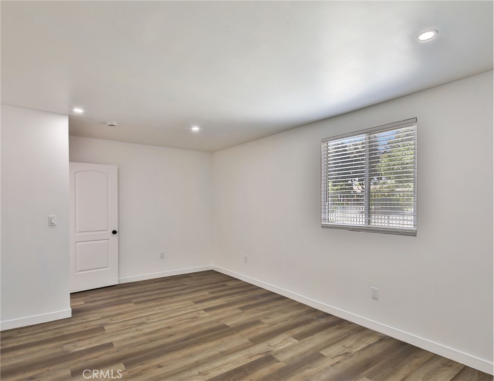 8247 9th Property Photo 25