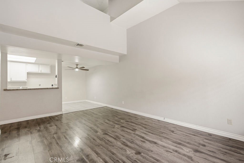 435 W 9th D5 Property Photo 11