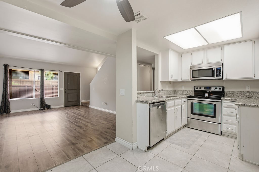 435 W 9th D5 Property Photo 19