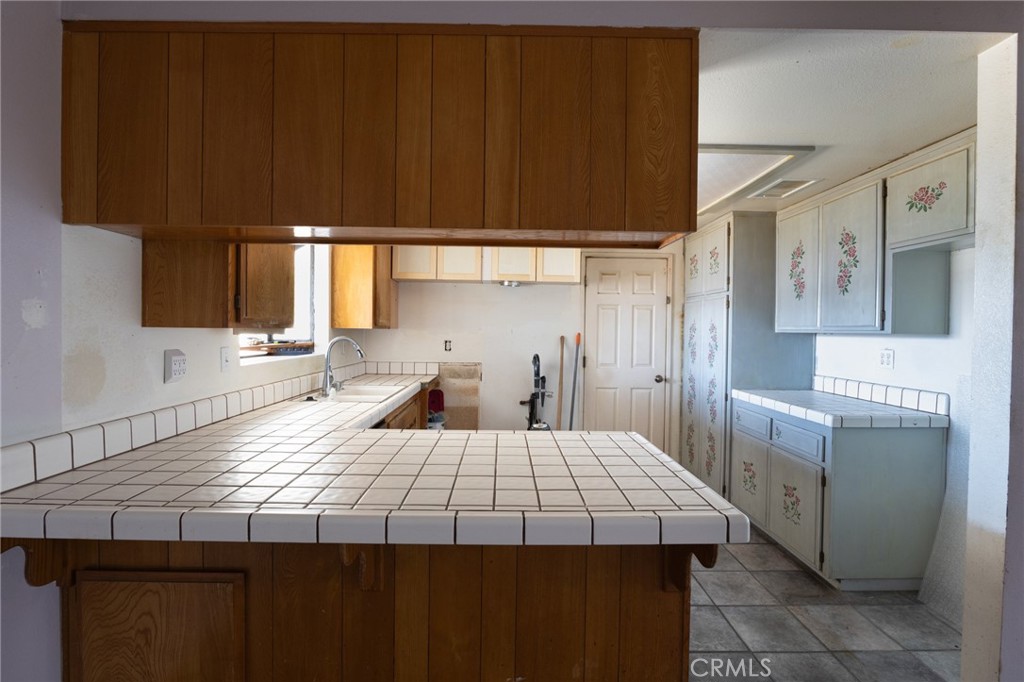 18845 Madrone Property Photo 8