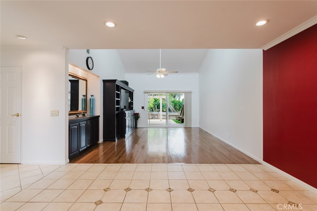 410 Champlain Drive Property Photo 11