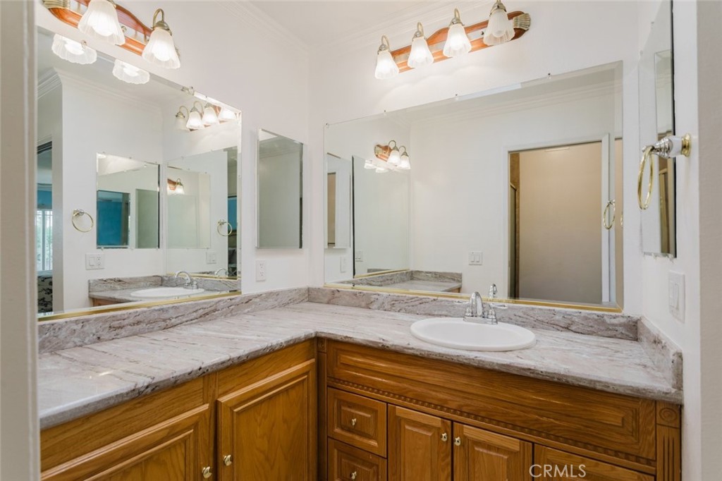 410 Champlain Drive Property Photo 19