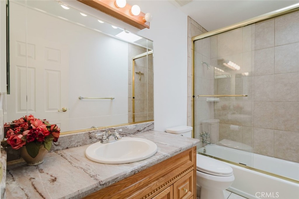 410 Champlain Drive Property Photo 24
