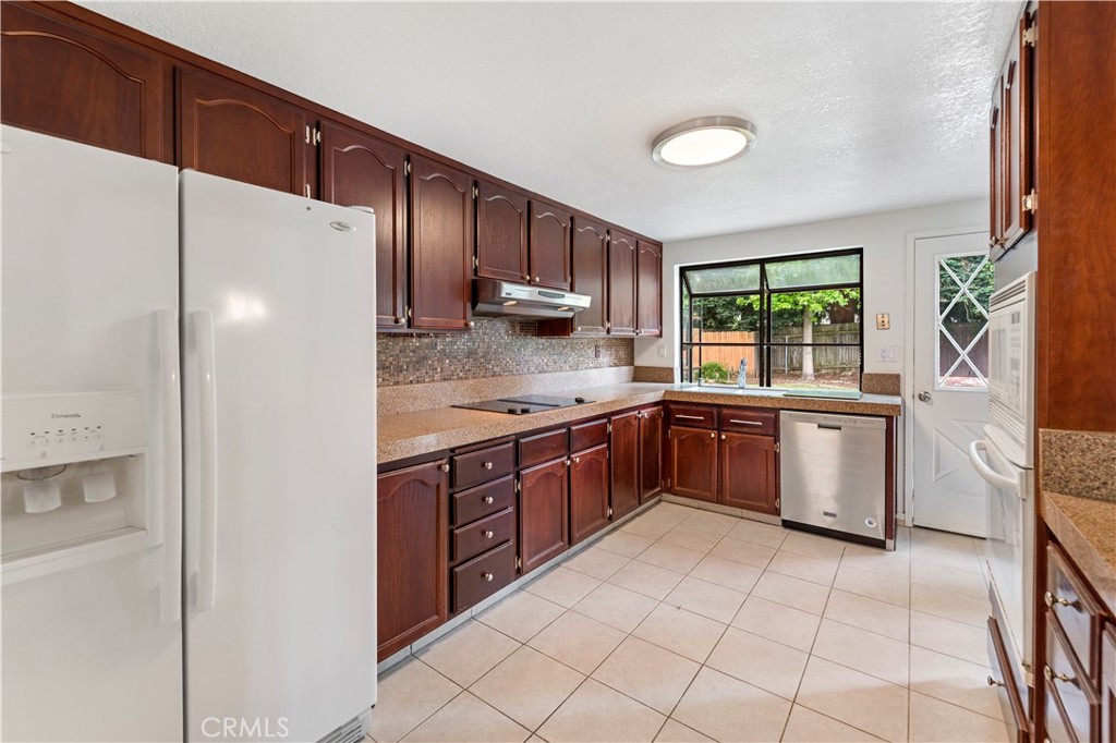 11142 Jordan River Court Property Photo 8