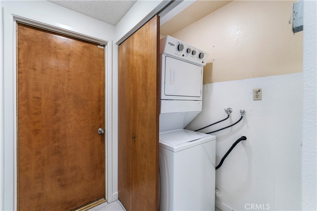11142 Jordan River Court Property Photo 12