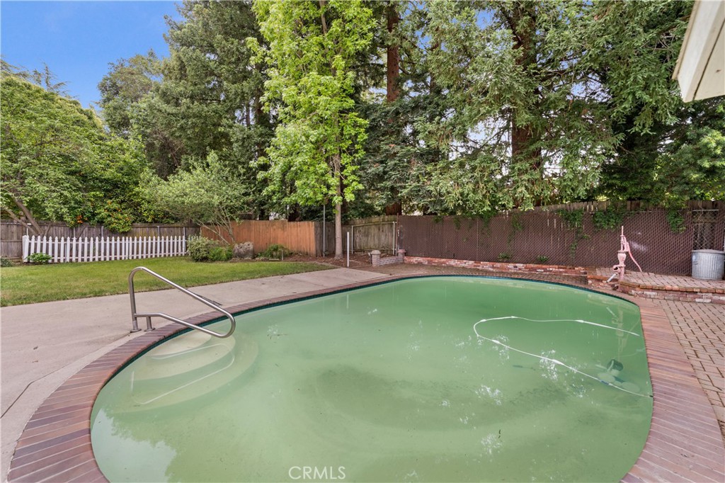 11142 Jordan River Court Property Photo 32