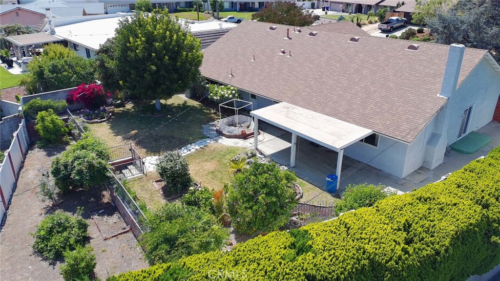 8845 Somerset Property Photo 2