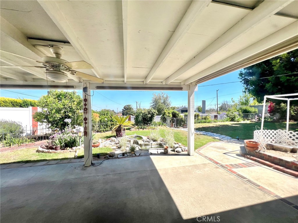 8845 Somerset Property Photo 18