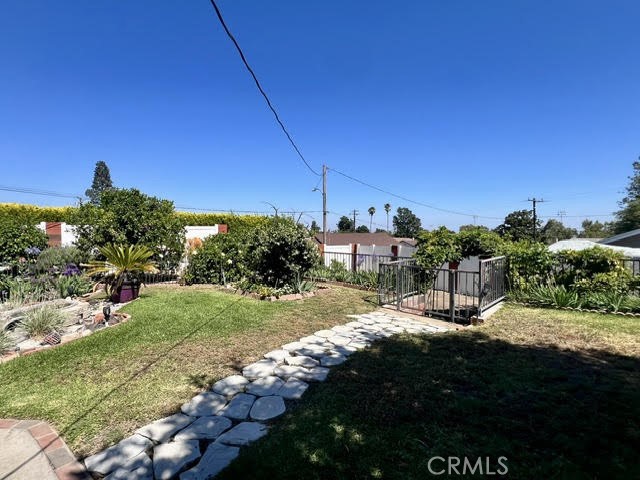 8845 Somerset Property Photo 27