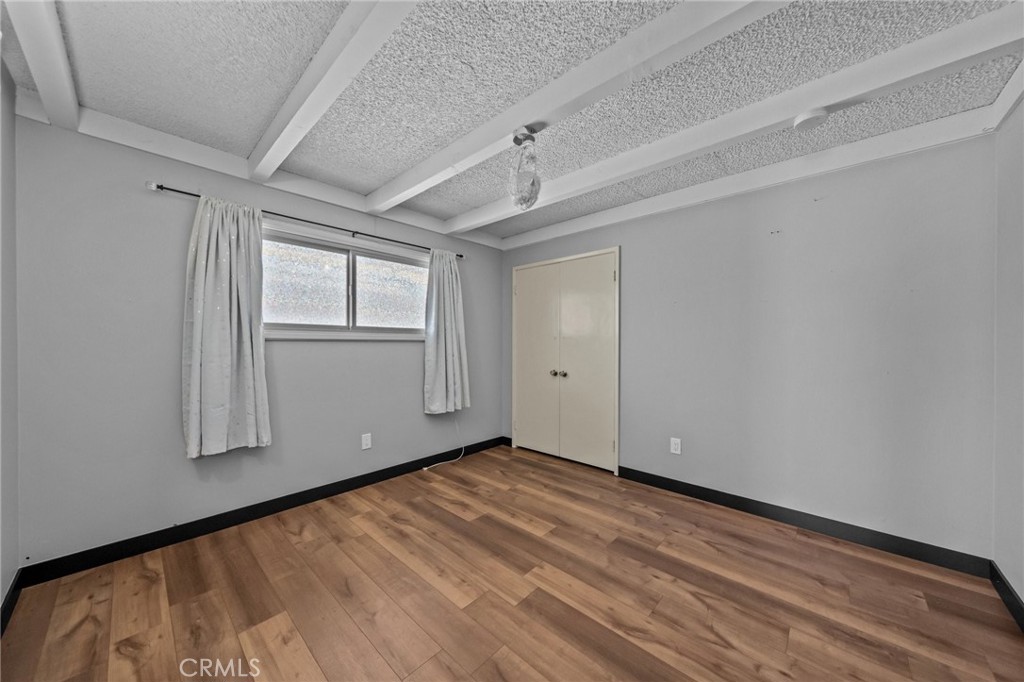 579 E 40th Property Photo 21