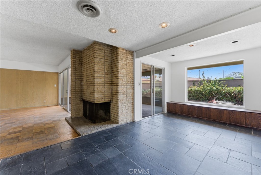 1630 Crest Vista Drive Property Photo 15