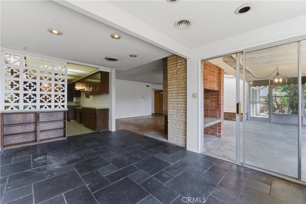 1630 Crest Vista Drive Property Photo 16