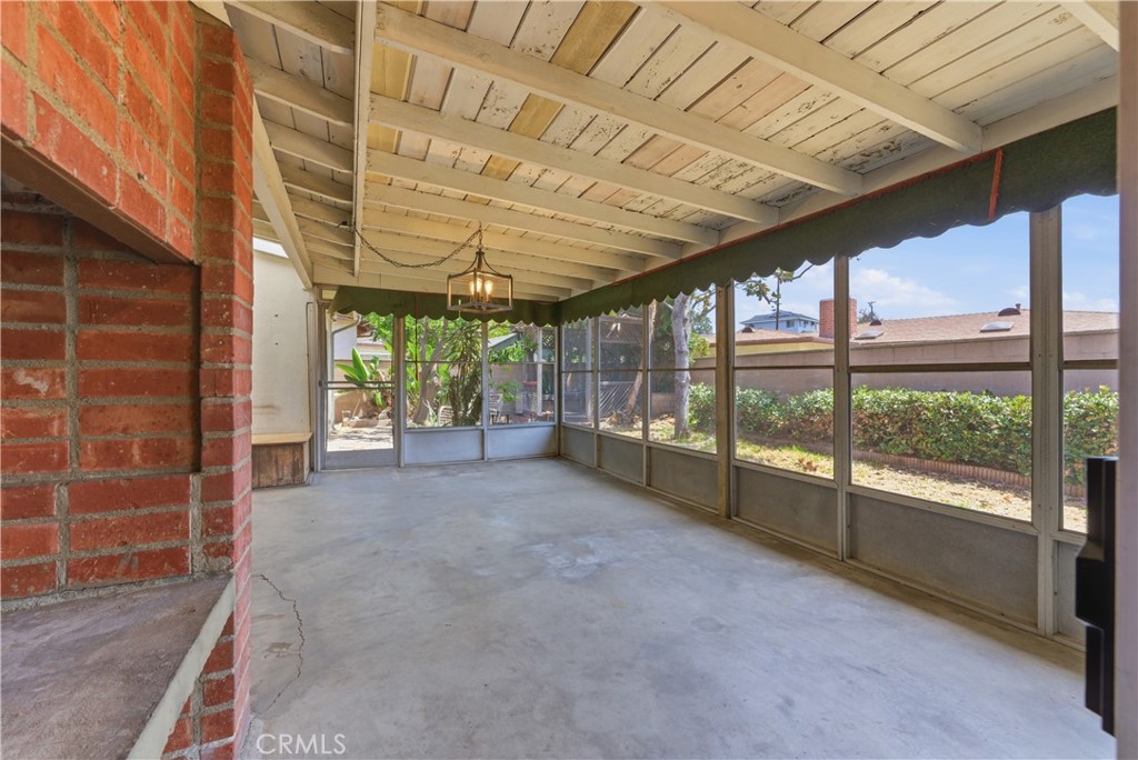 1630 Crest Vista Drive Property Photo 20