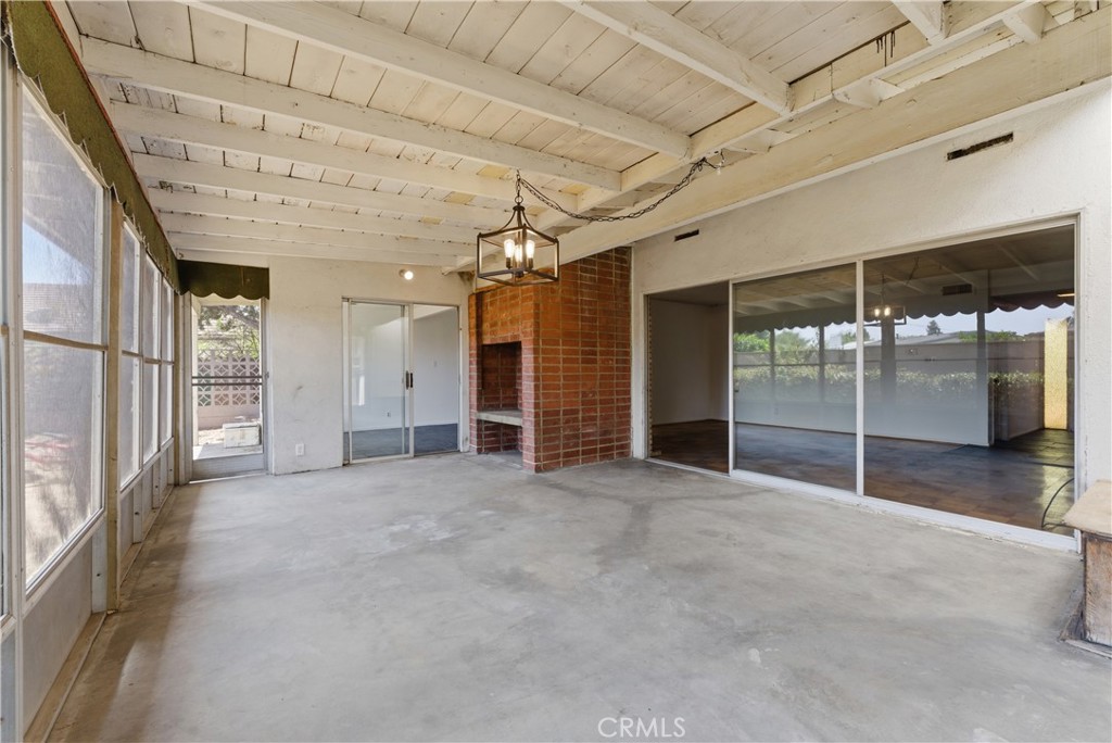 1630 Crest Vista Drive Property Photo 21