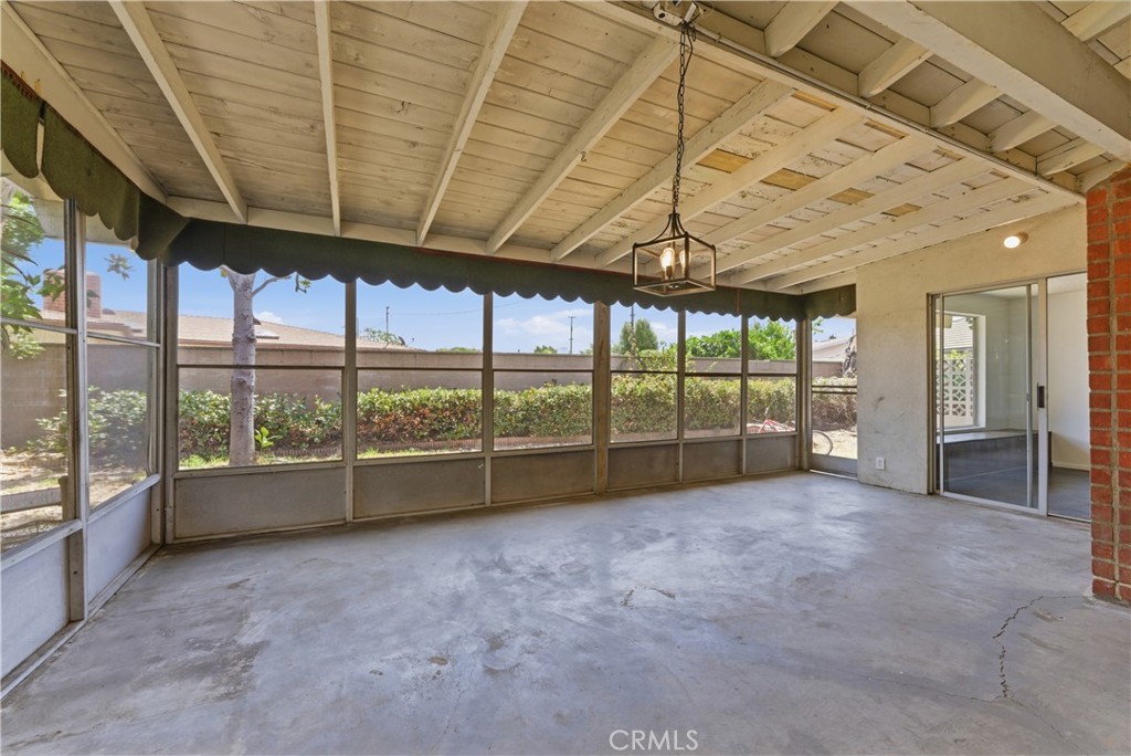 1630 Crest Vista Drive Property Photo 22