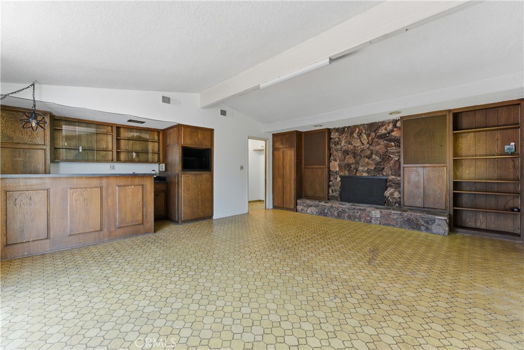 1630 Crest Vista Drive Property Photo 25