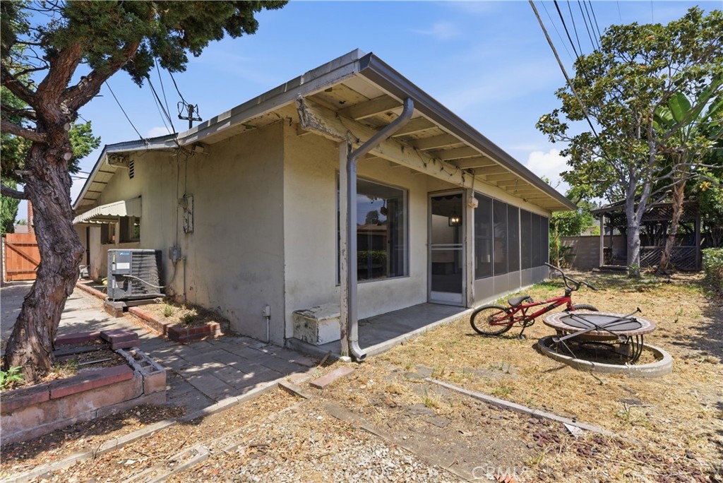 1630 Crest Vista Drive Property Photo 38