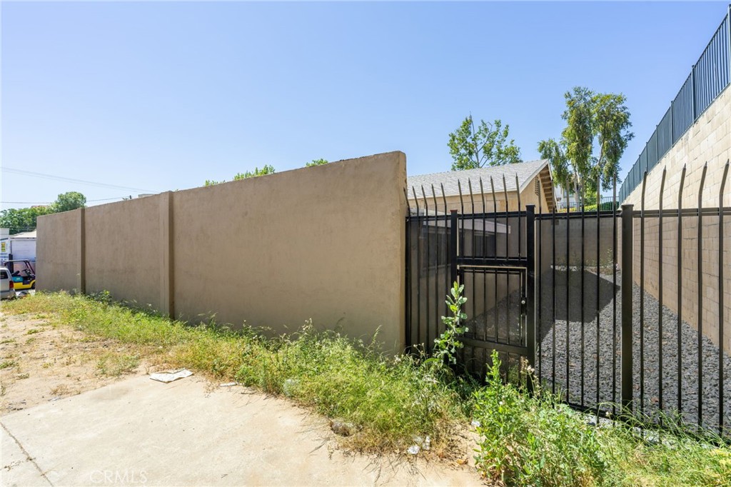 2879 Main Property Photo 32