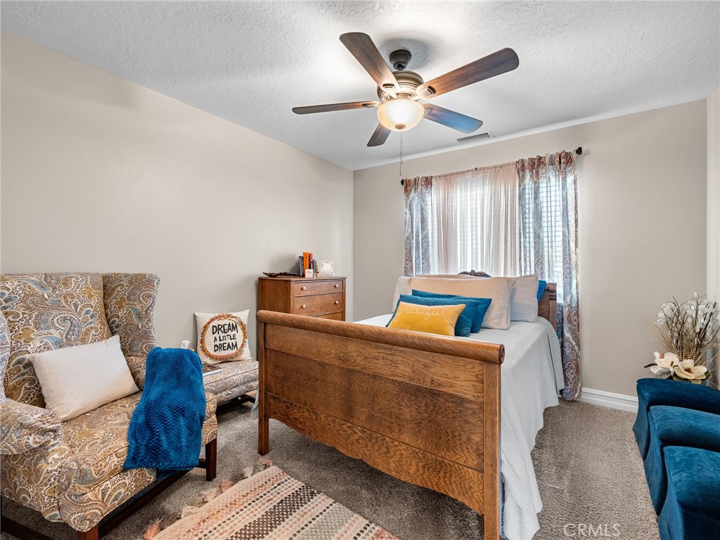15620 Erie Road Property Photo 25