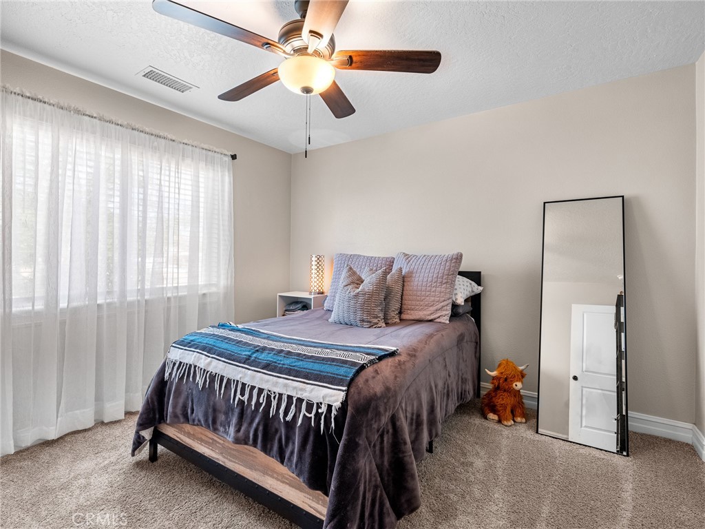 15620 Erie Road Property Photo 41