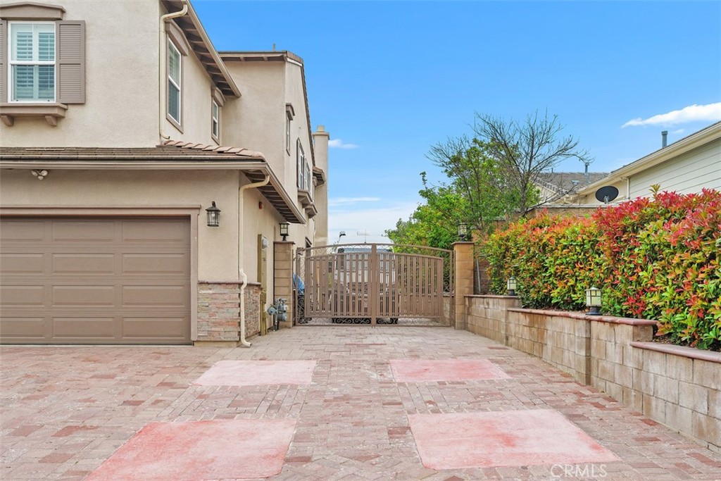 13337 Hunt Club Property Photo 3