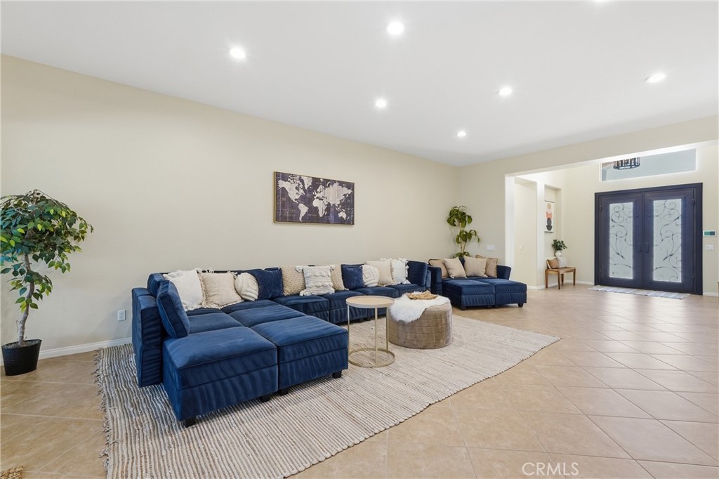 9 Orleans Property Photo 14