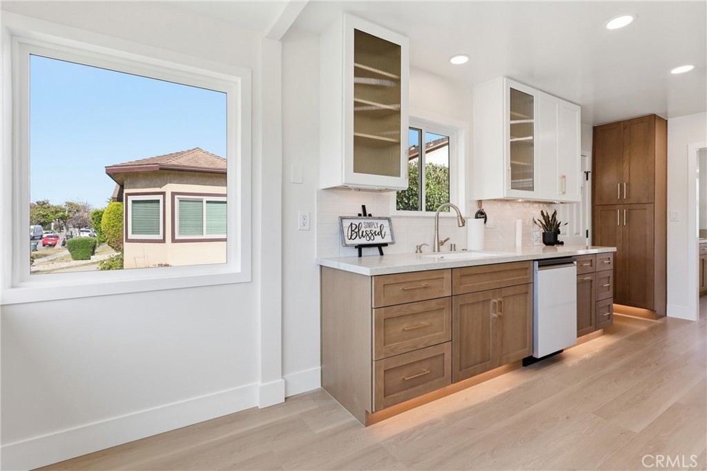 4540 Talisman Street Property Photo 7