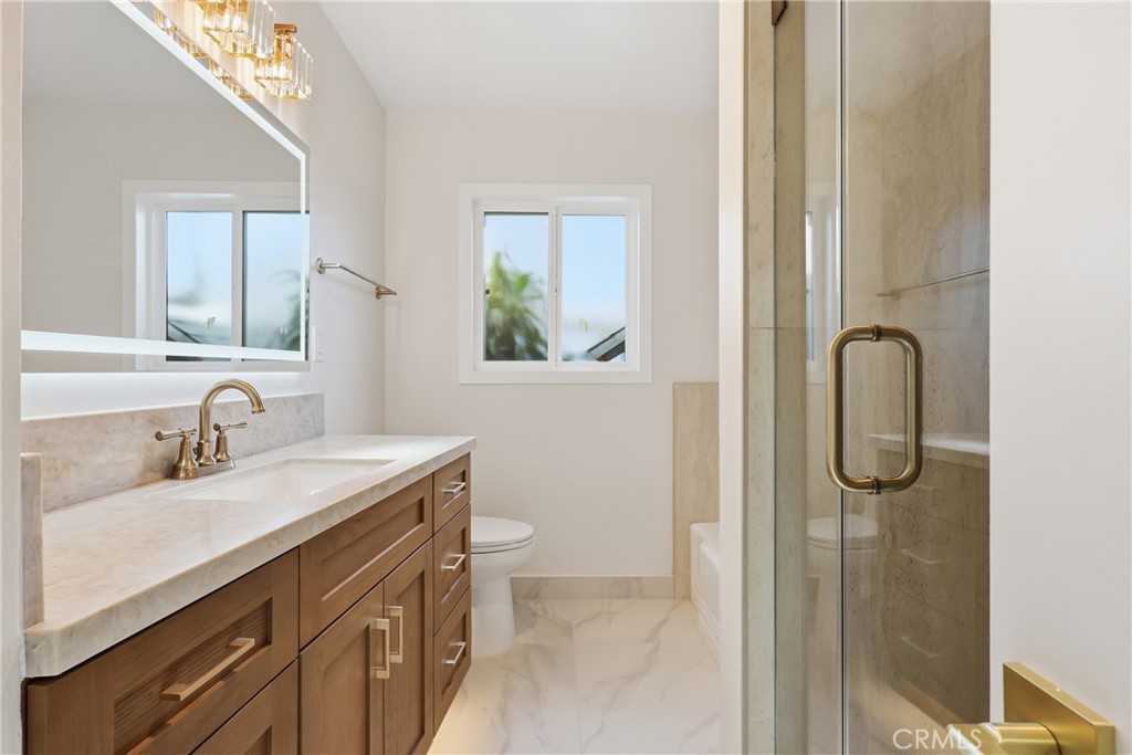 4540 Talisman Street Property Photo 12