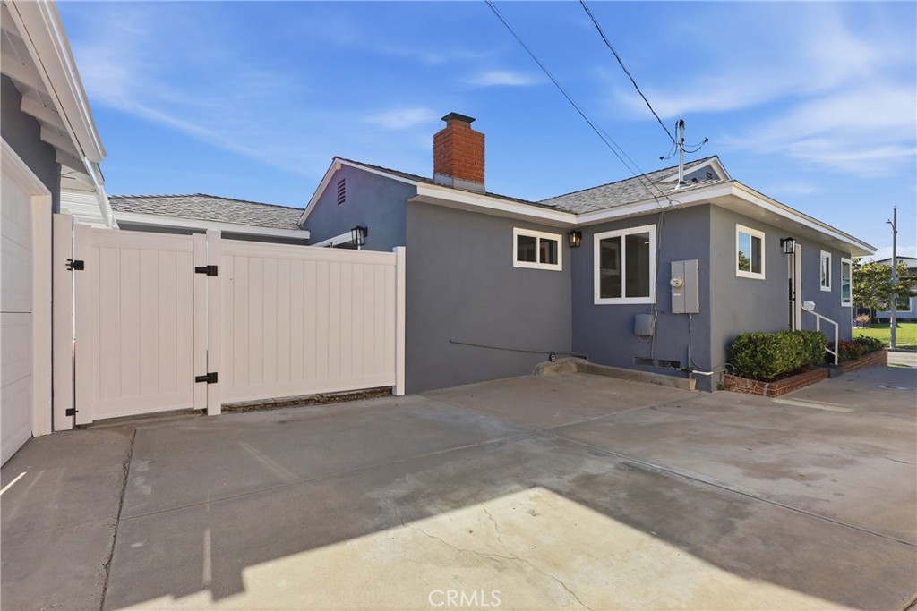 4540 Talisman Street Property Photo 17