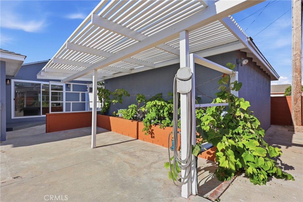 4540 Talisman Street Property Photo 23