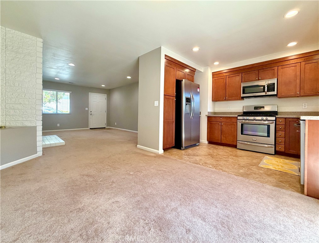 1365 Lafayette Road C Property Photo 4