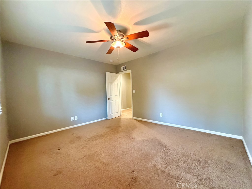 1365 Lafayette Road C Property Photo 12