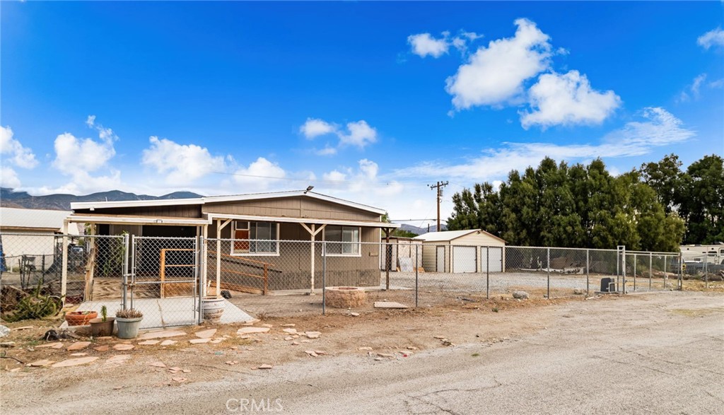 52102 Date Avenue Property Photo 1