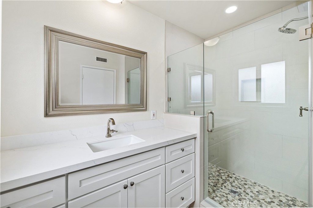 102 W Monterrey Drive Property Photo 25