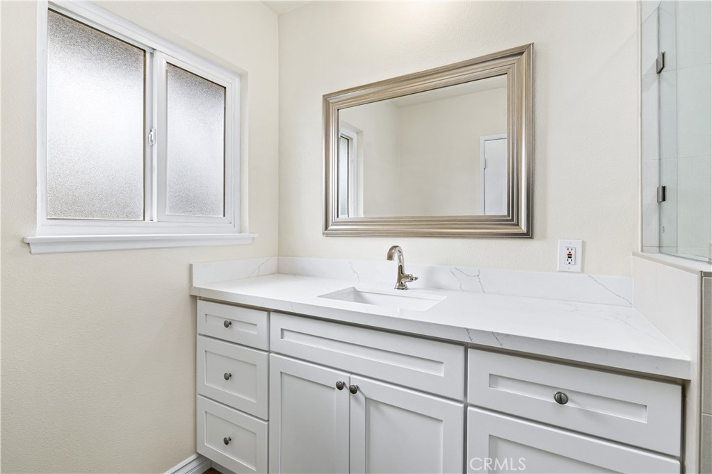 102 W Monterrey Drive Property Photo 26
