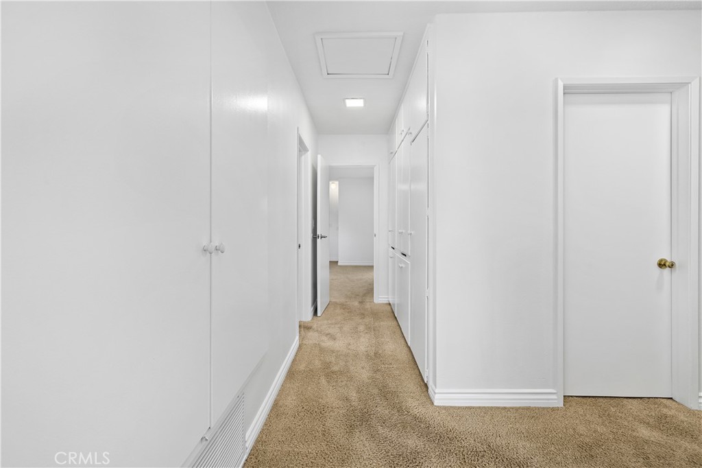 102 W Monterrey Drive Property Photo 27