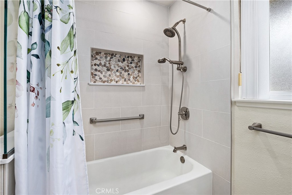 102 W Monterrey Drive Property Photo 32