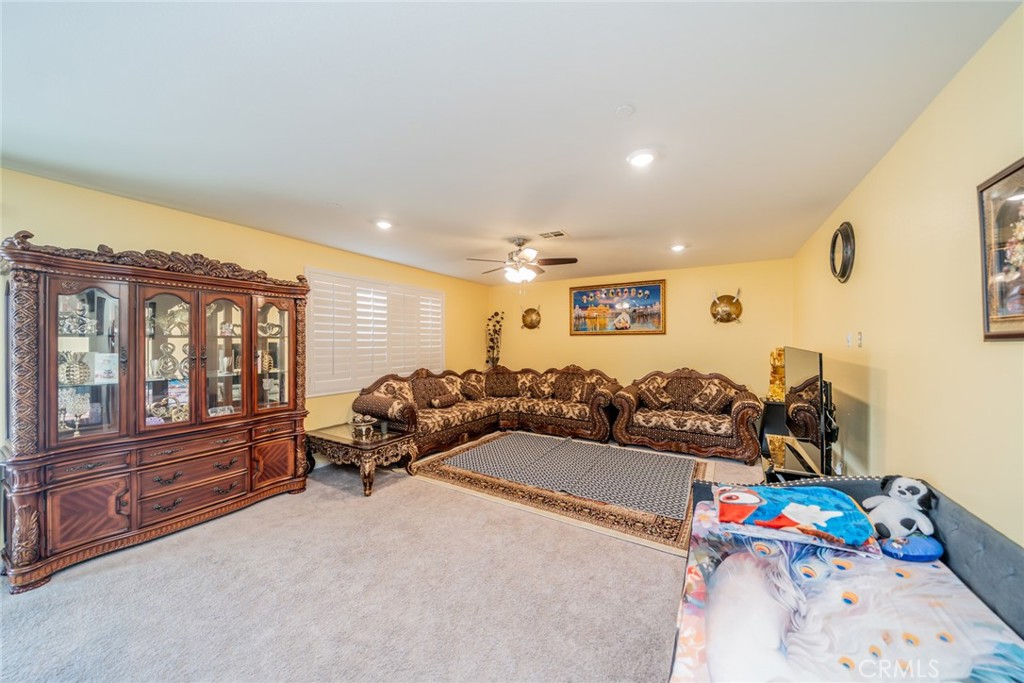 15683 Cougar St Property Photo 24