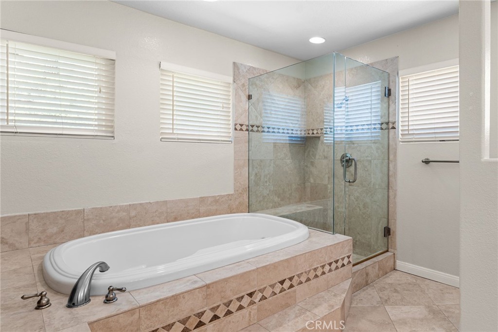 15692 Altamira Property Photo 14