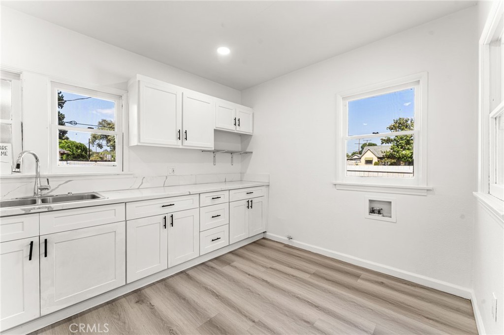 595 E Alvarado Property Photo 8
