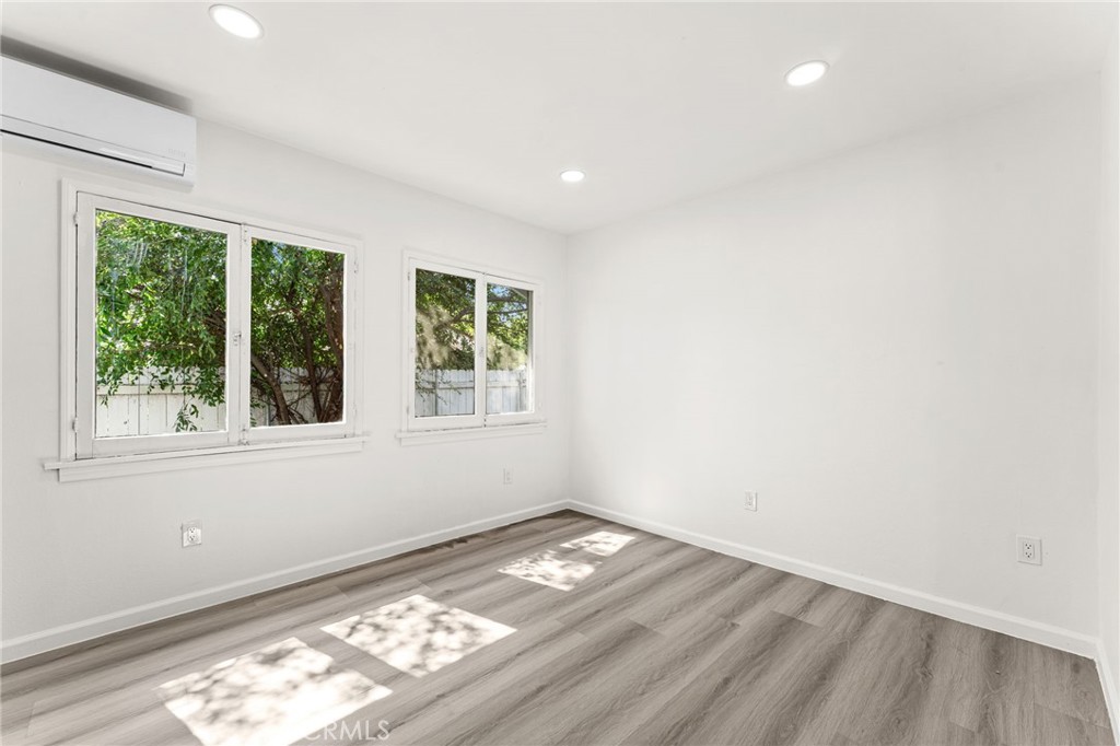 595 E Alvarado Property Photo 33