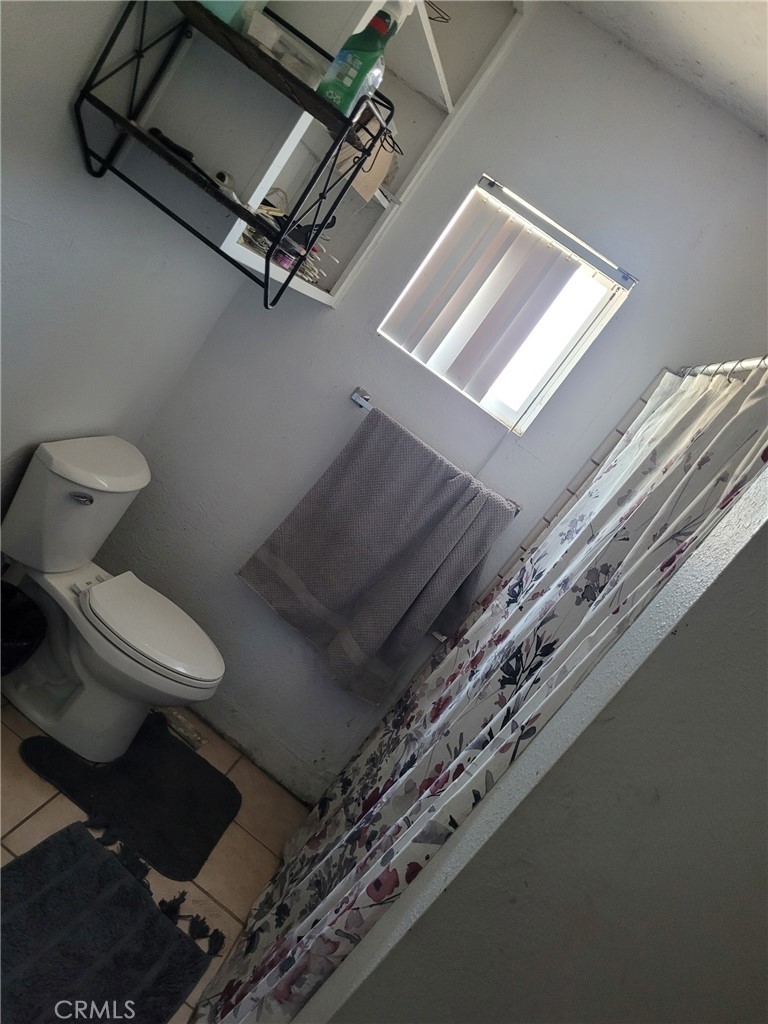 17746 Merrill Property Photo 7