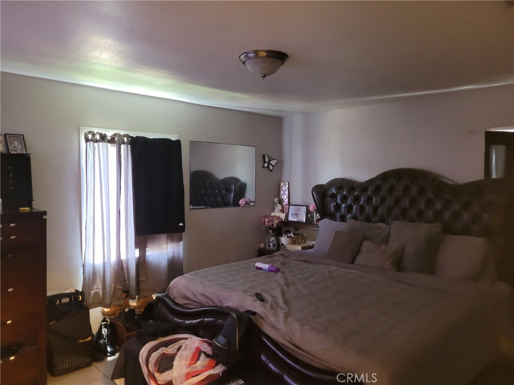 17746 Merrill Property Photo 8