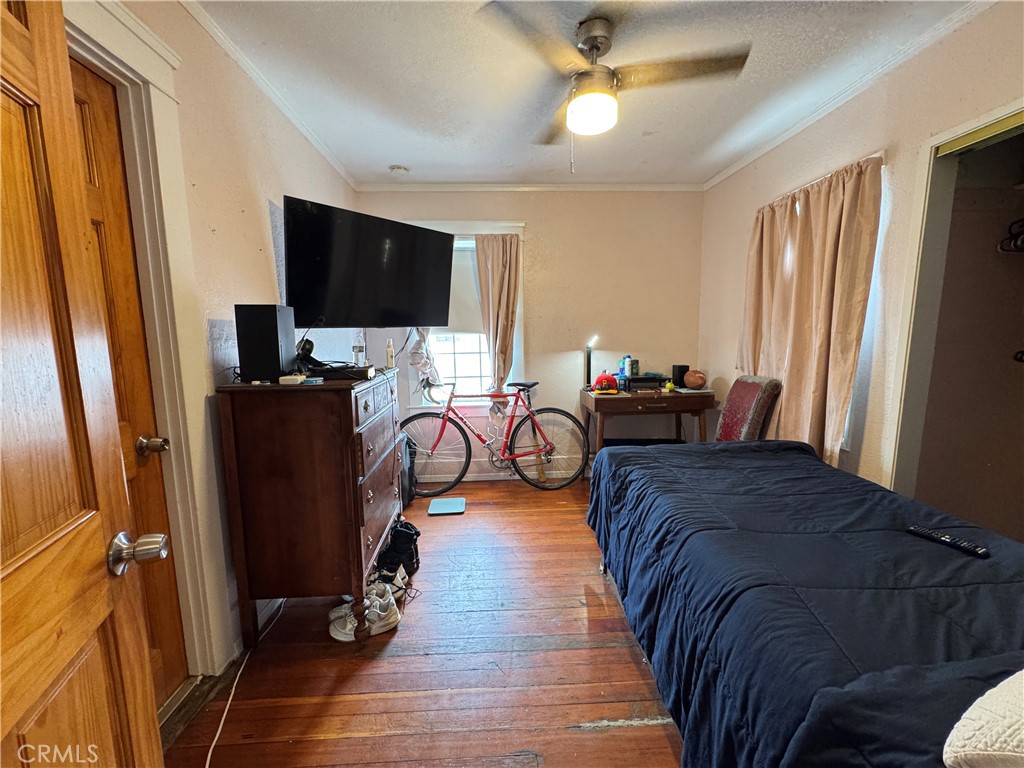 1059 N Hicks Ave Property Photo 20