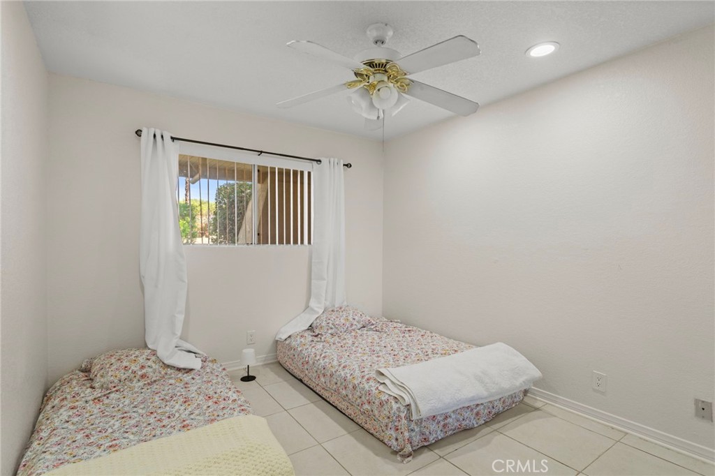 575 N Villa Court Property Photo 12