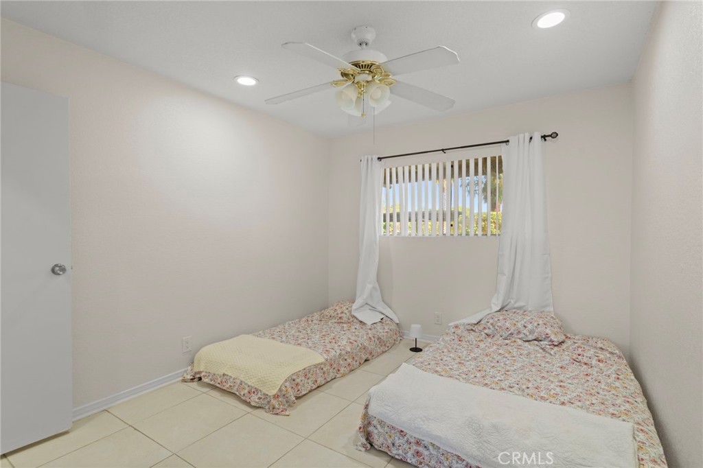 575 N Villa Court Property Photo 13