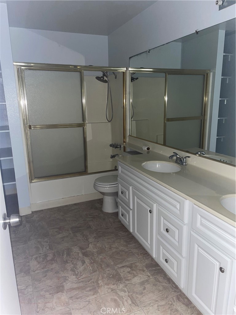 14758 Magnolia Boulevard 102 Property Photo 12