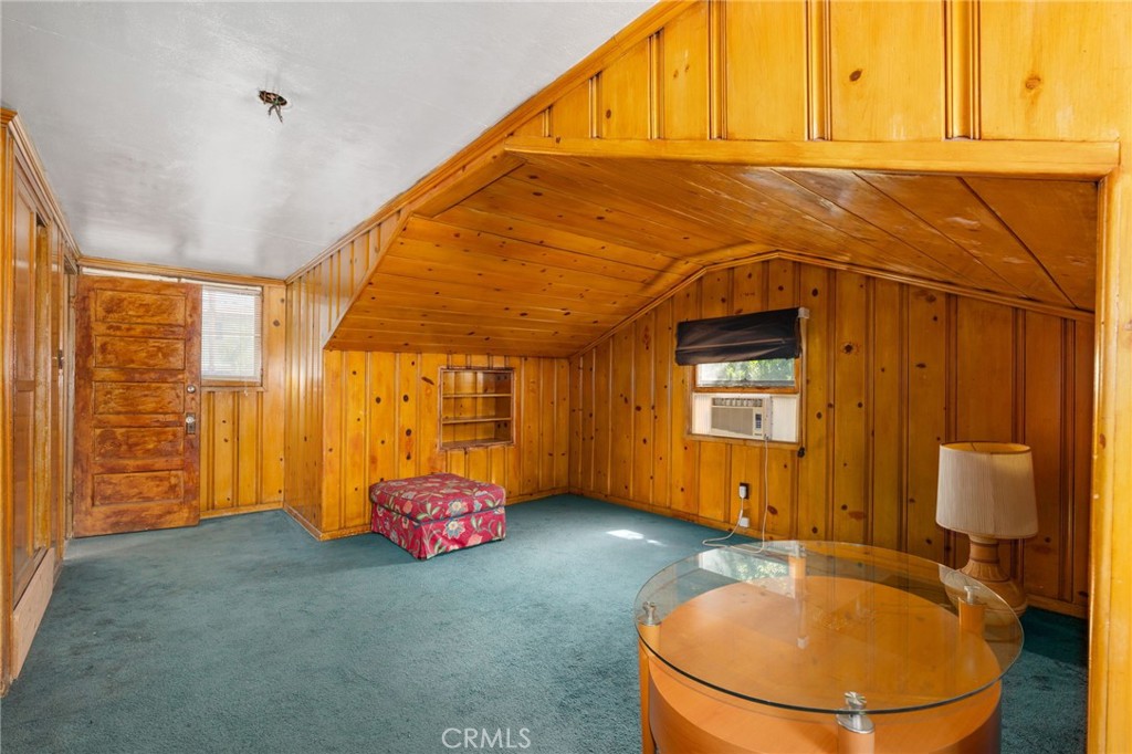 4458 Maplewood Avenue Property Photo 26
